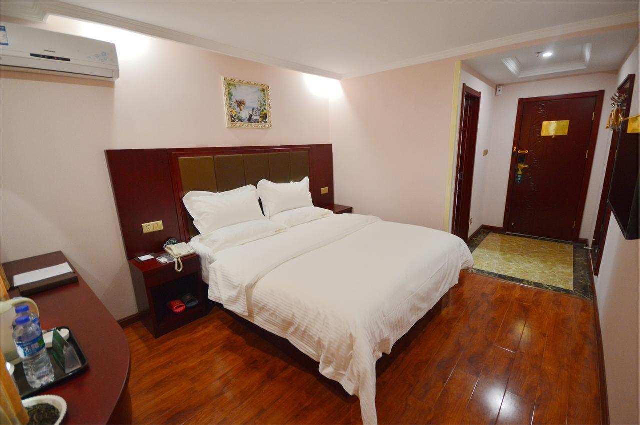 Greentree Inn Jiangsu Wuxi Yangjian Xihu Road Express Hotel Exterior photo
